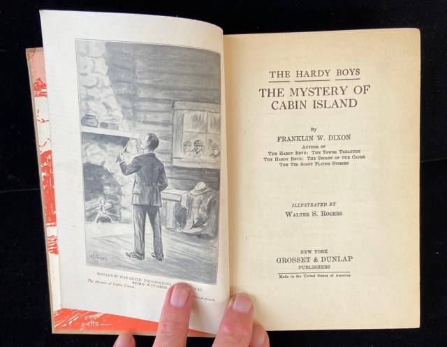 This image has an empty alt attribute; its file name is hardy-8-cabin-island-e.jpg